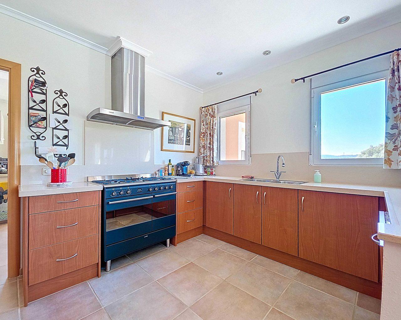 Villa for Sale in Ayora