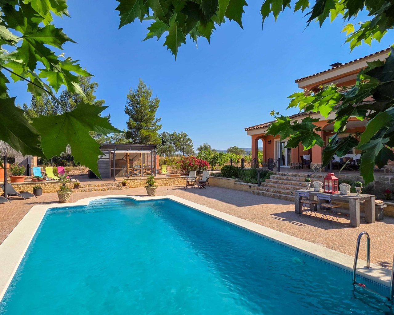 Villa for Sale in Ayora