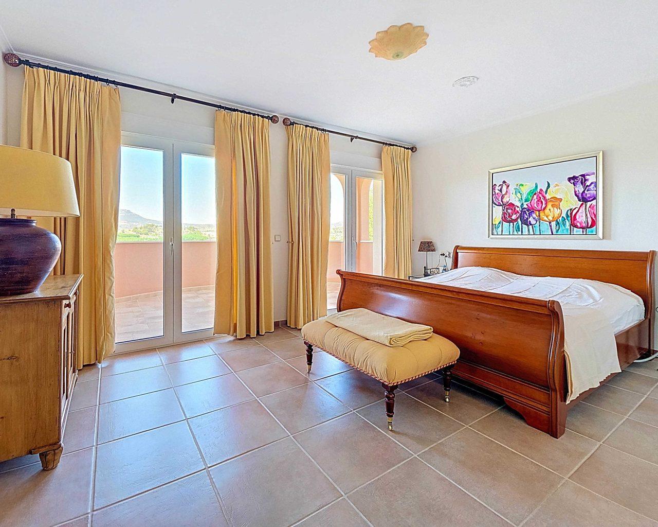 Villa for Sale in Ayora
