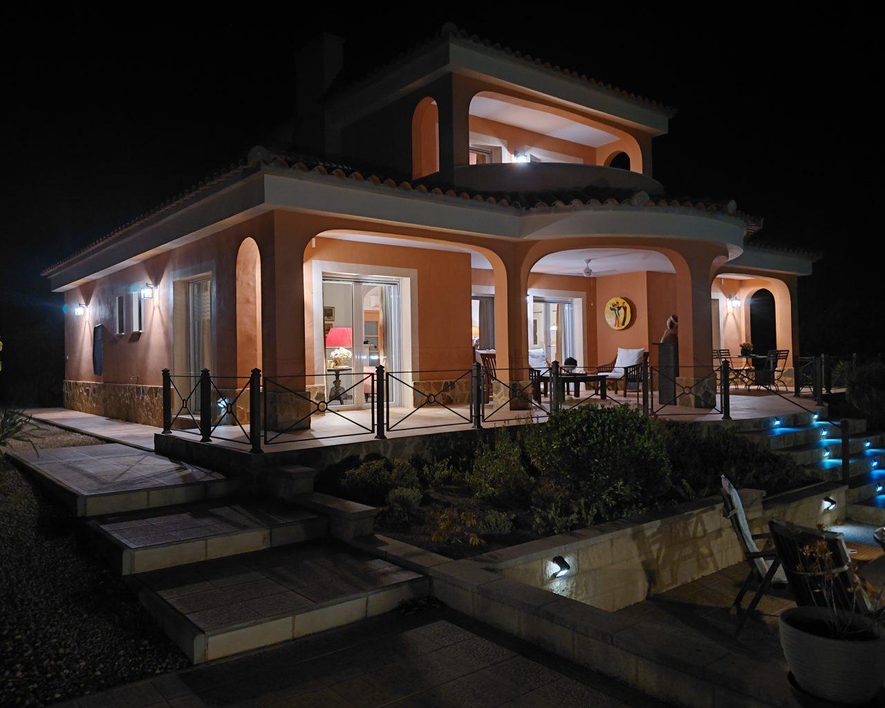 Villa for Sale in Ayora