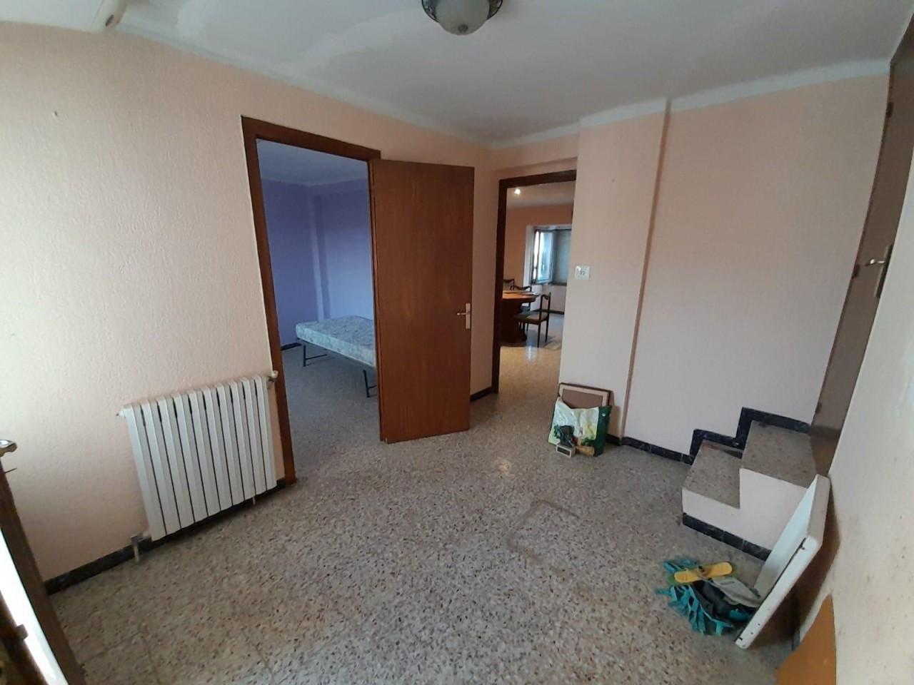 Villa for Sale in Benissanet