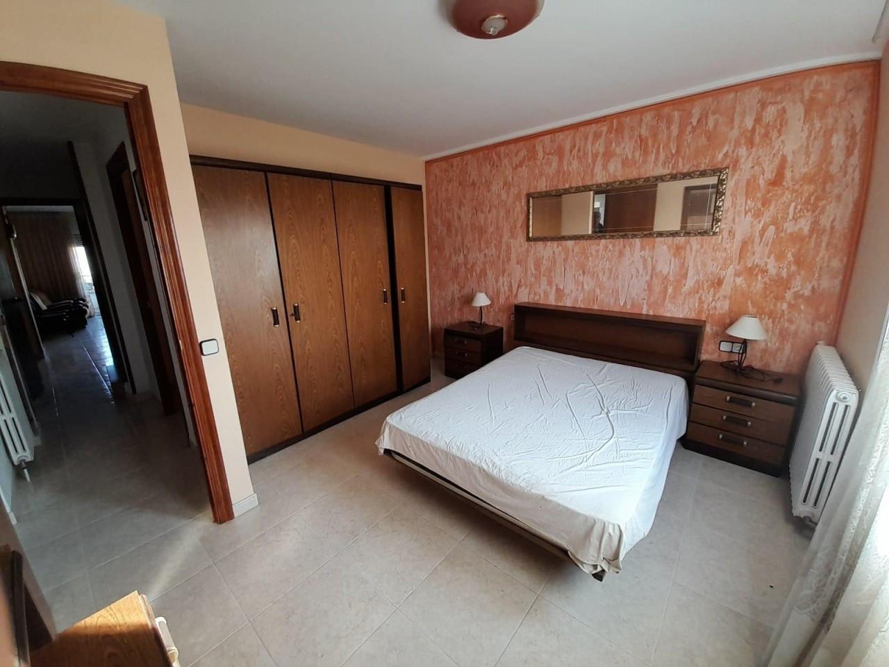 Villa for Sale in Benissanet