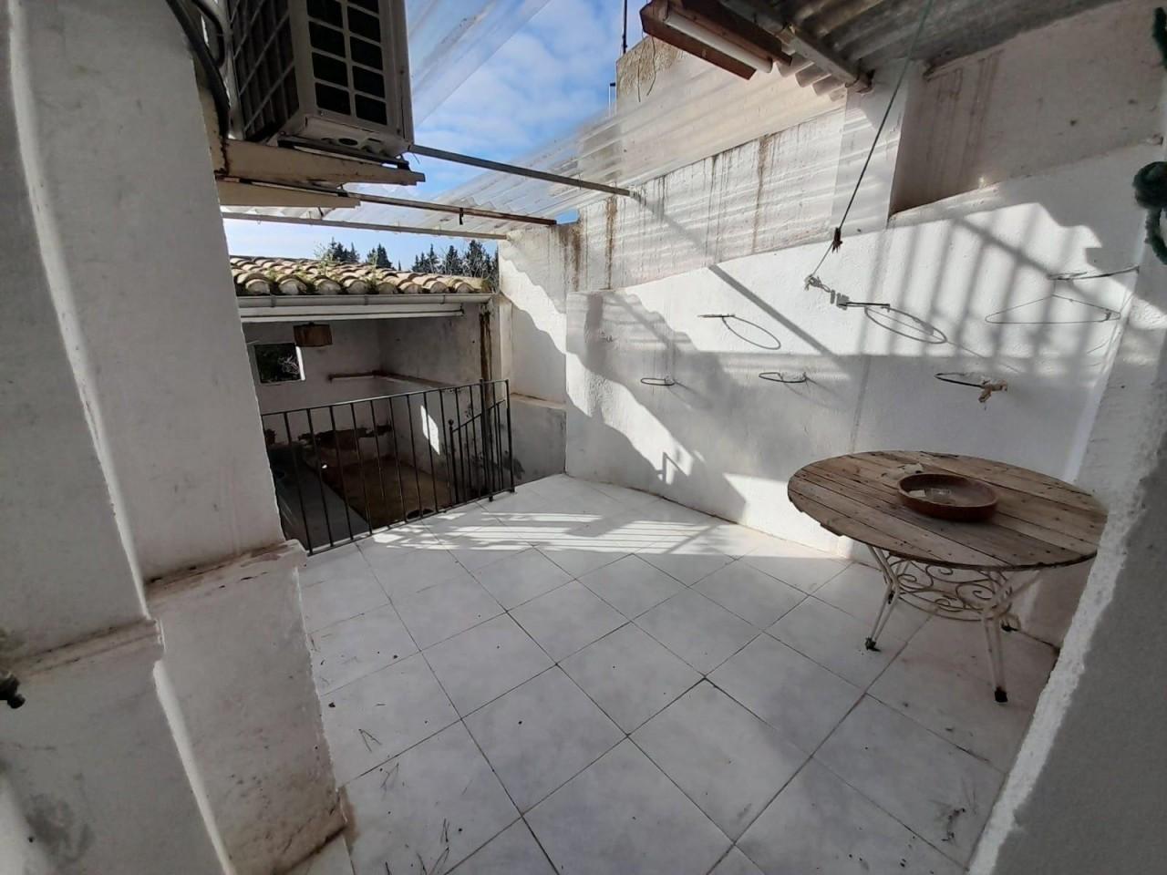 Villa for Sale in Benissanet