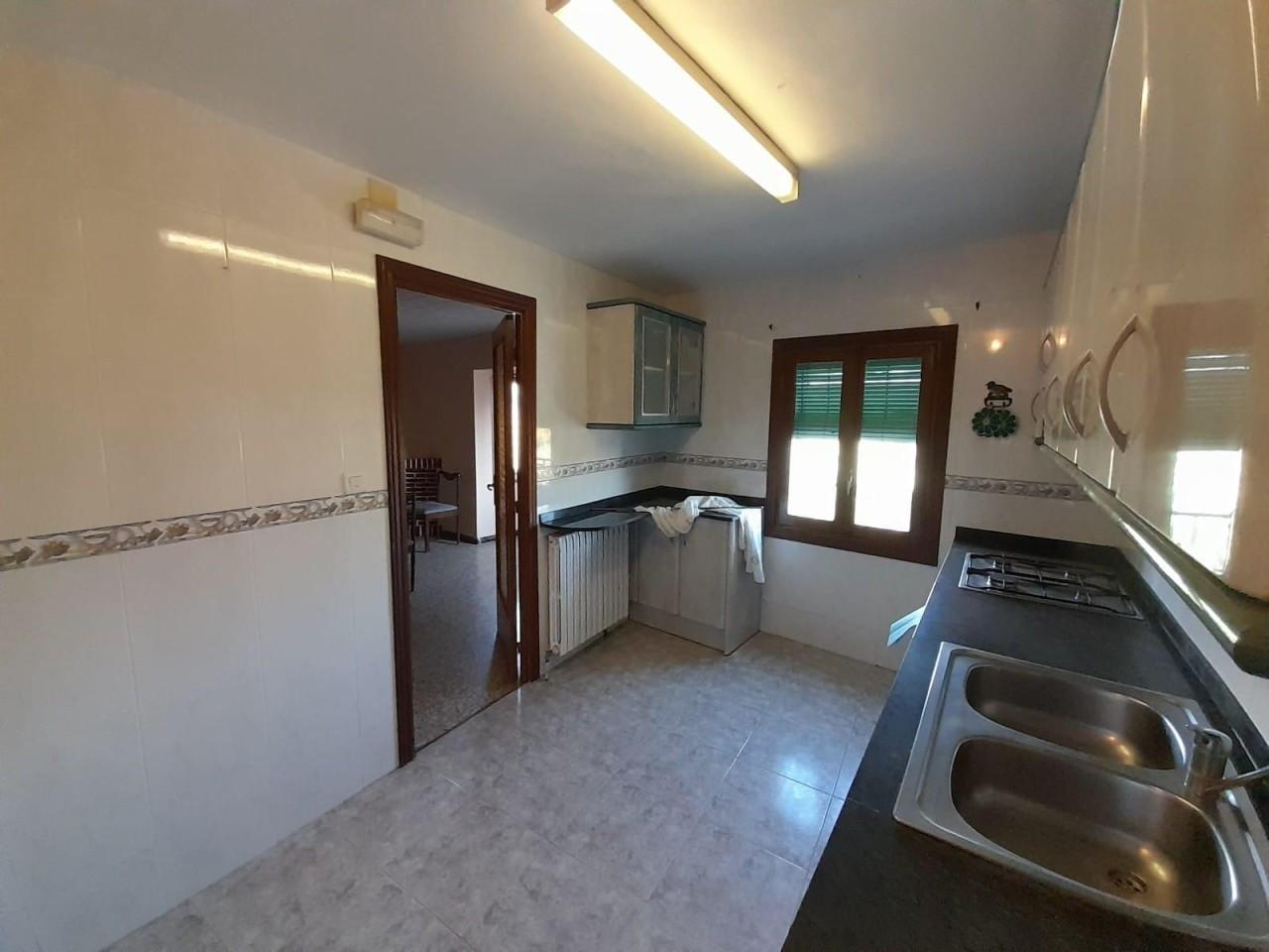 Villa for Sale in Benissanet
