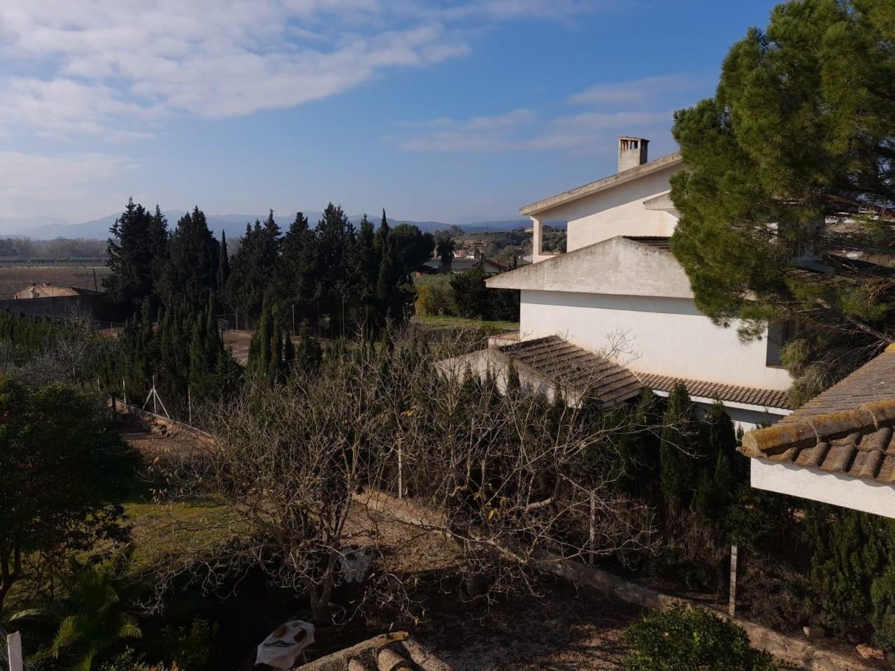 Villa for Sale in Benissanet