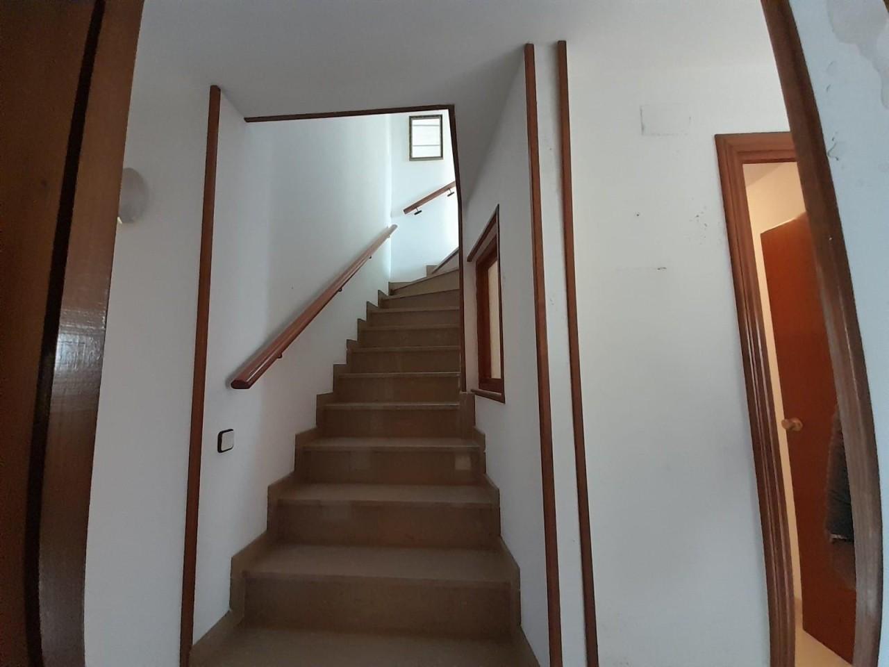 Villa for Sale in Benissanet