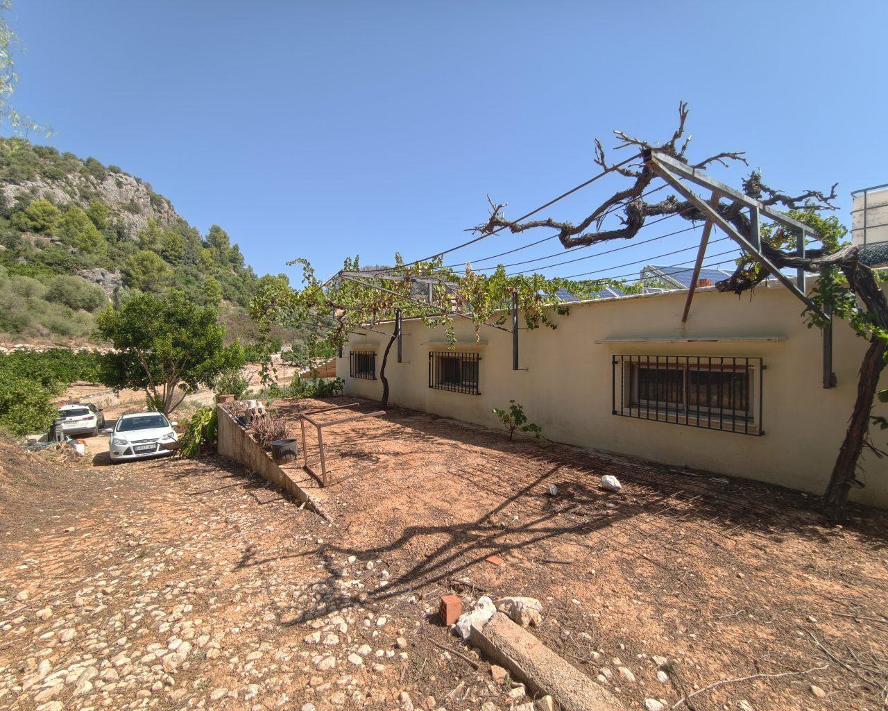 Villa for Sale in Gandia