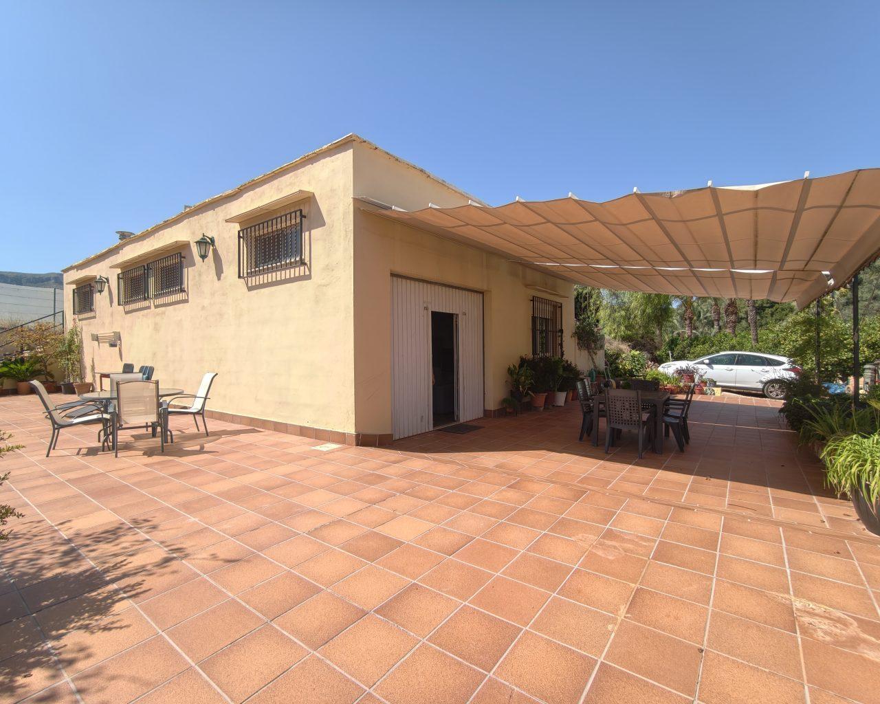 Villa for Sale in Gandia