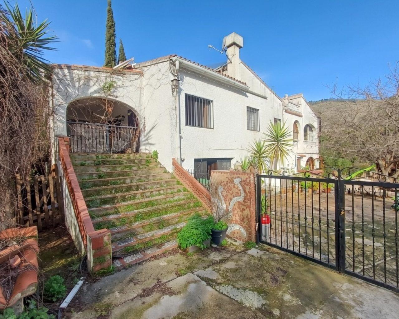 Villa for Sale in Villalonga