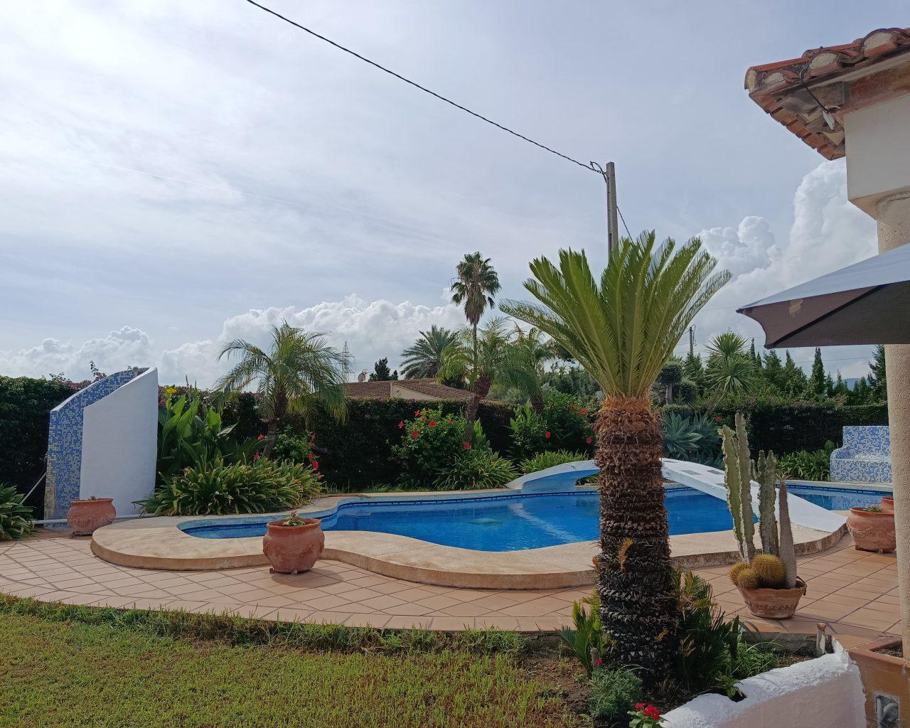 Villa for Sale in Oliva