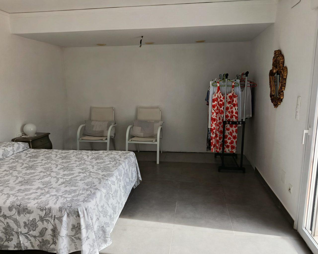 Villa for Sale in Oliva