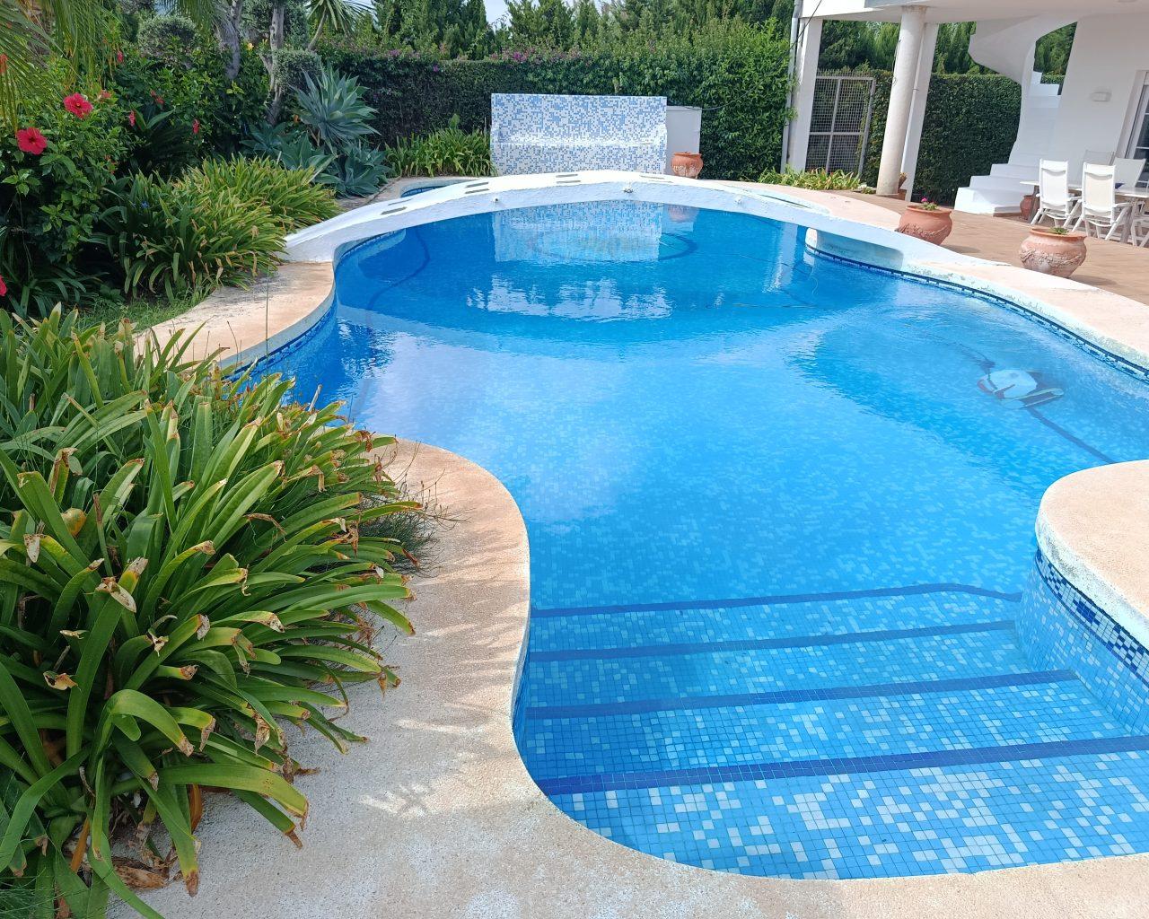 Villa for Sale in Oliva