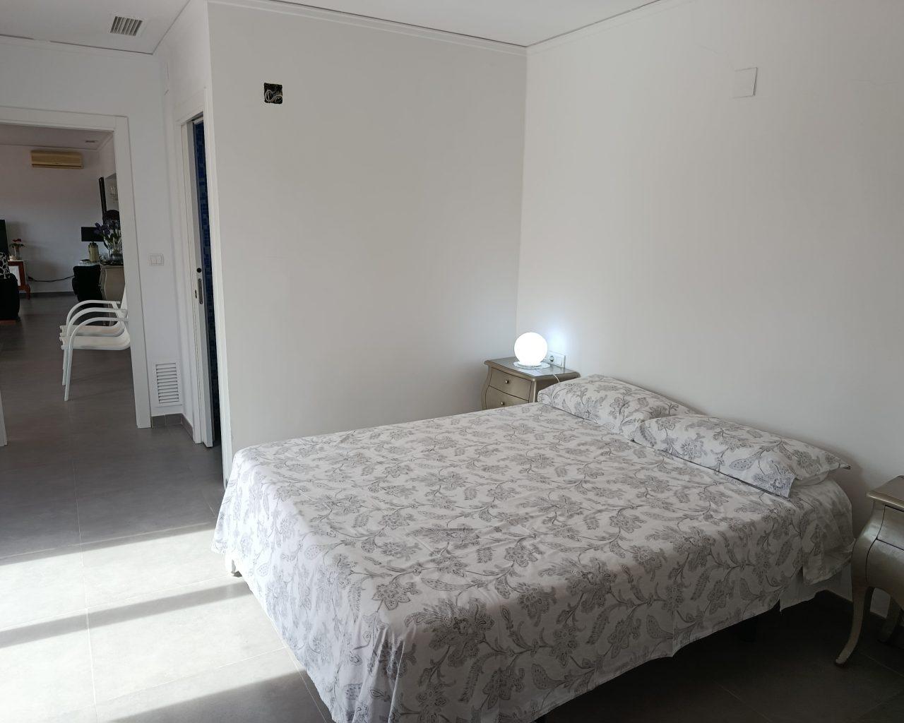 Villa for Sale in Oliva