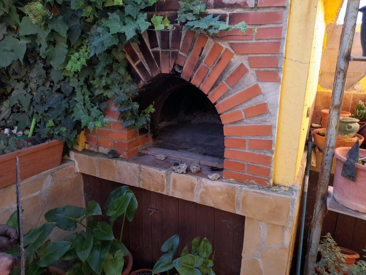 Villa for Sale in Flix