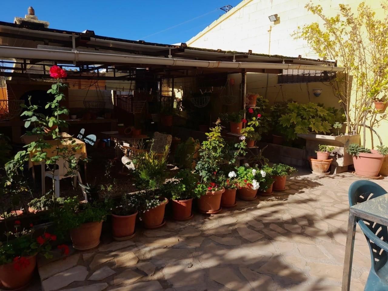 Villa for Sale in Flix