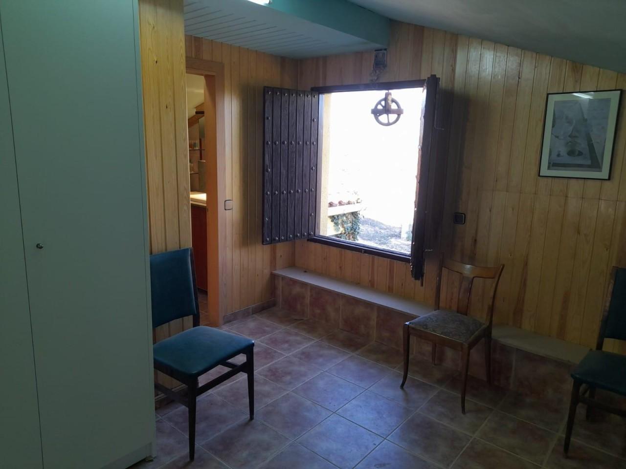 Villa for Sale in Flix