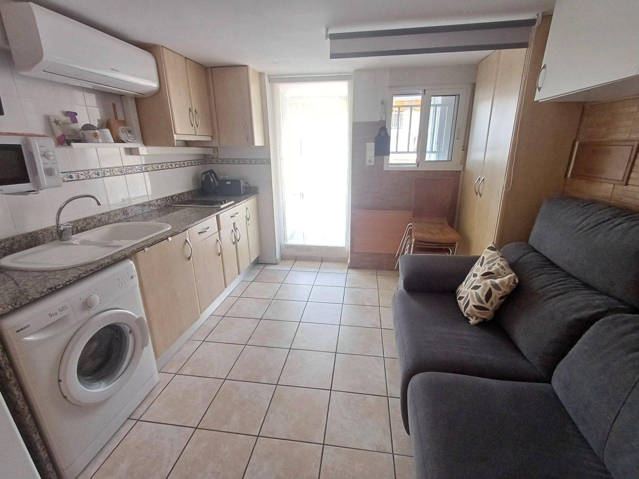 Apartment for Rent in Oliva
