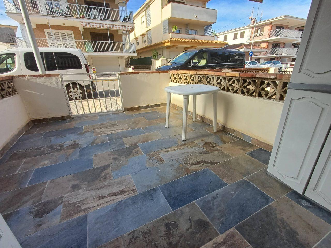 Apartment for Rent in Oliva