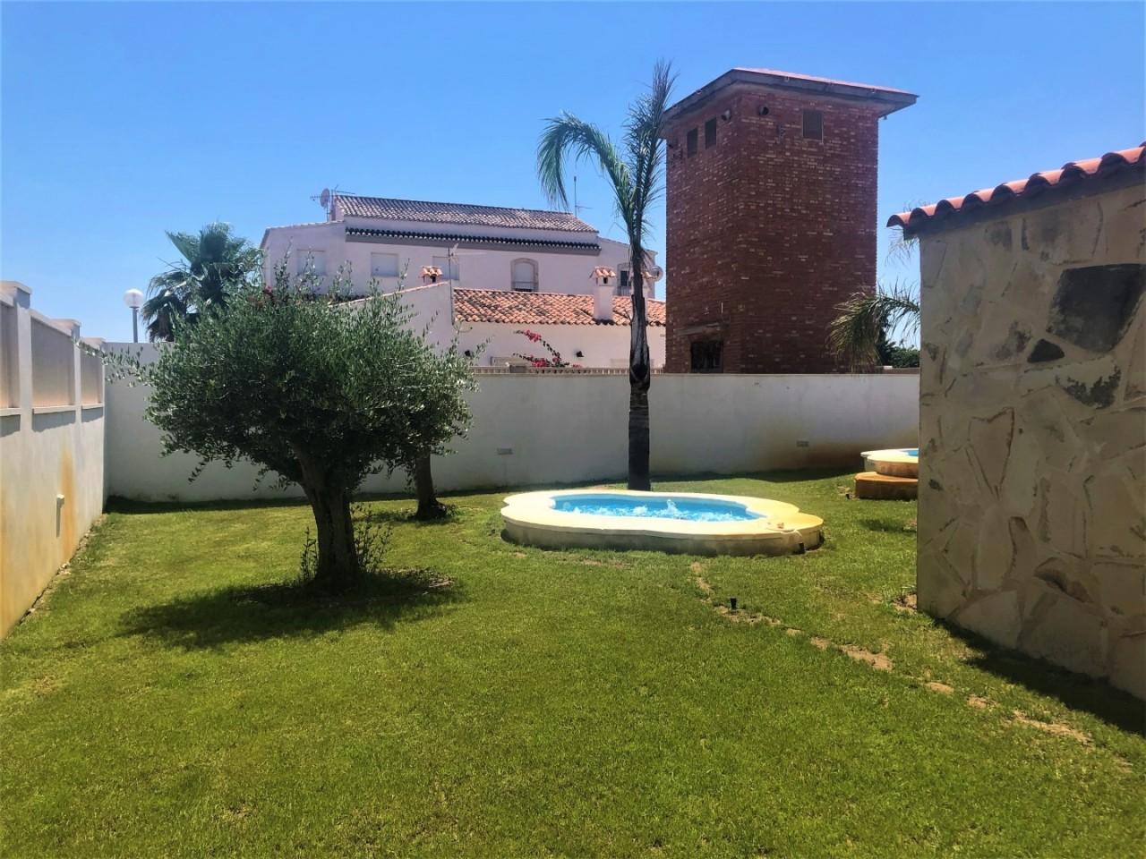 Apartment for Rent in Oliva