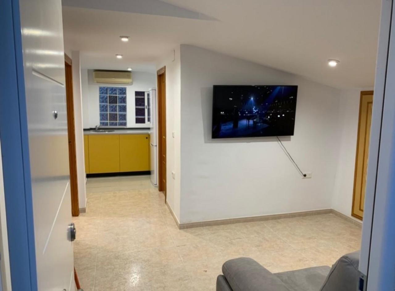 Apartment for Rent in Oliva