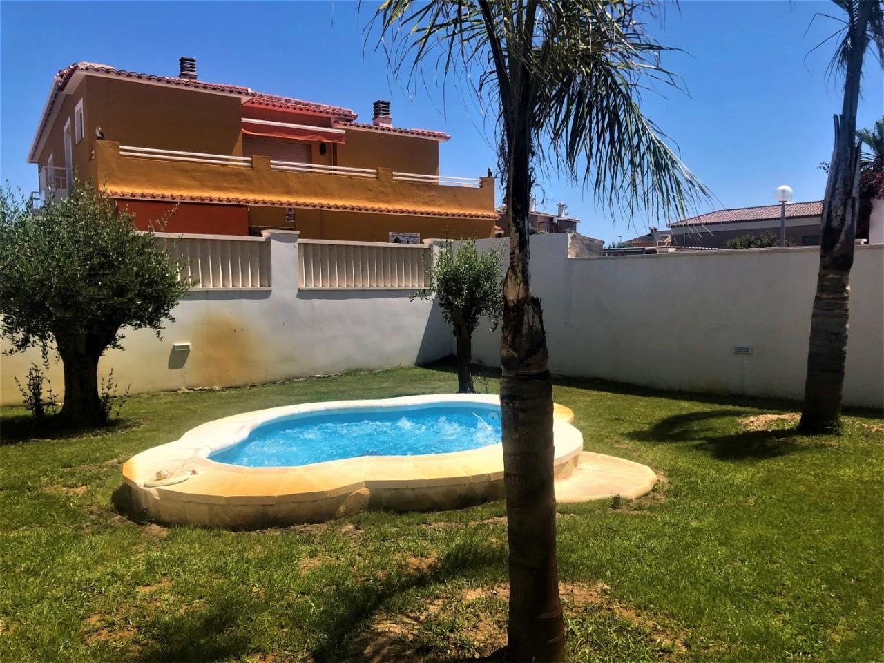 Apartment for Rent in Oliva