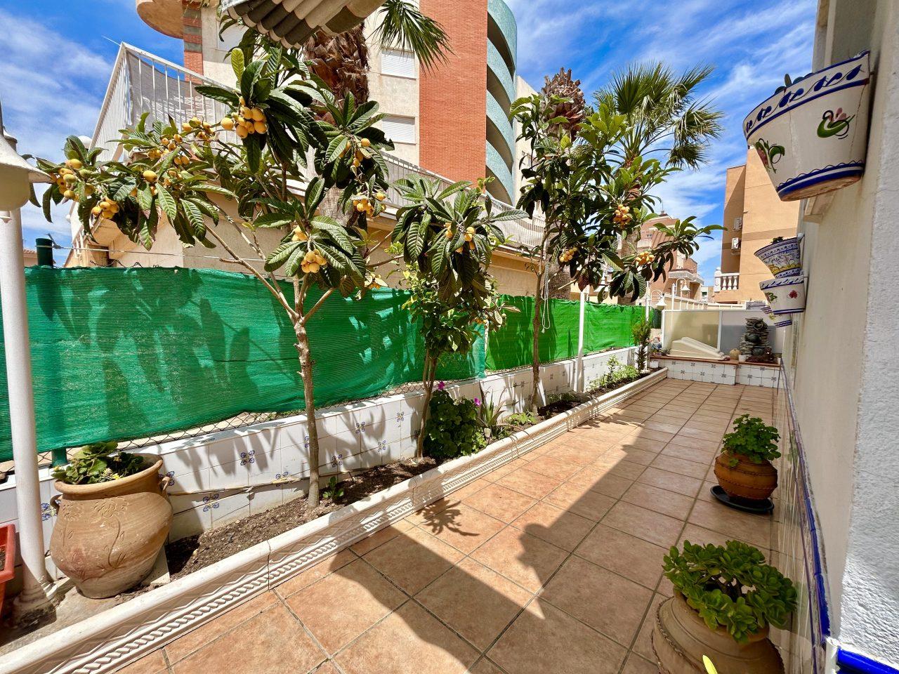 Villa for Sale in Oliva