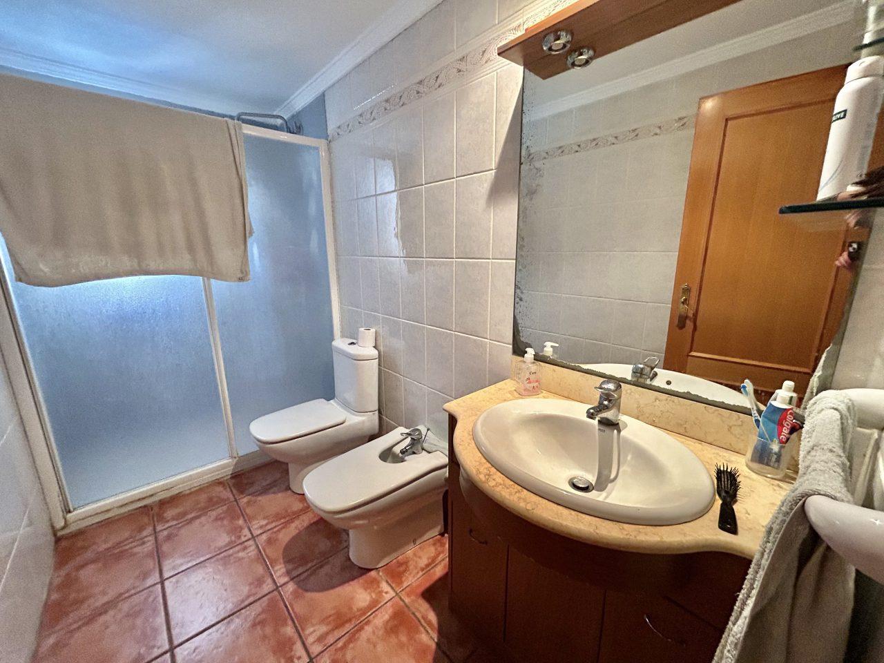 Villa for Sale in Oliva