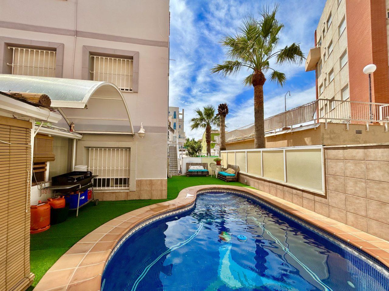 Villa for Sale in Oliva