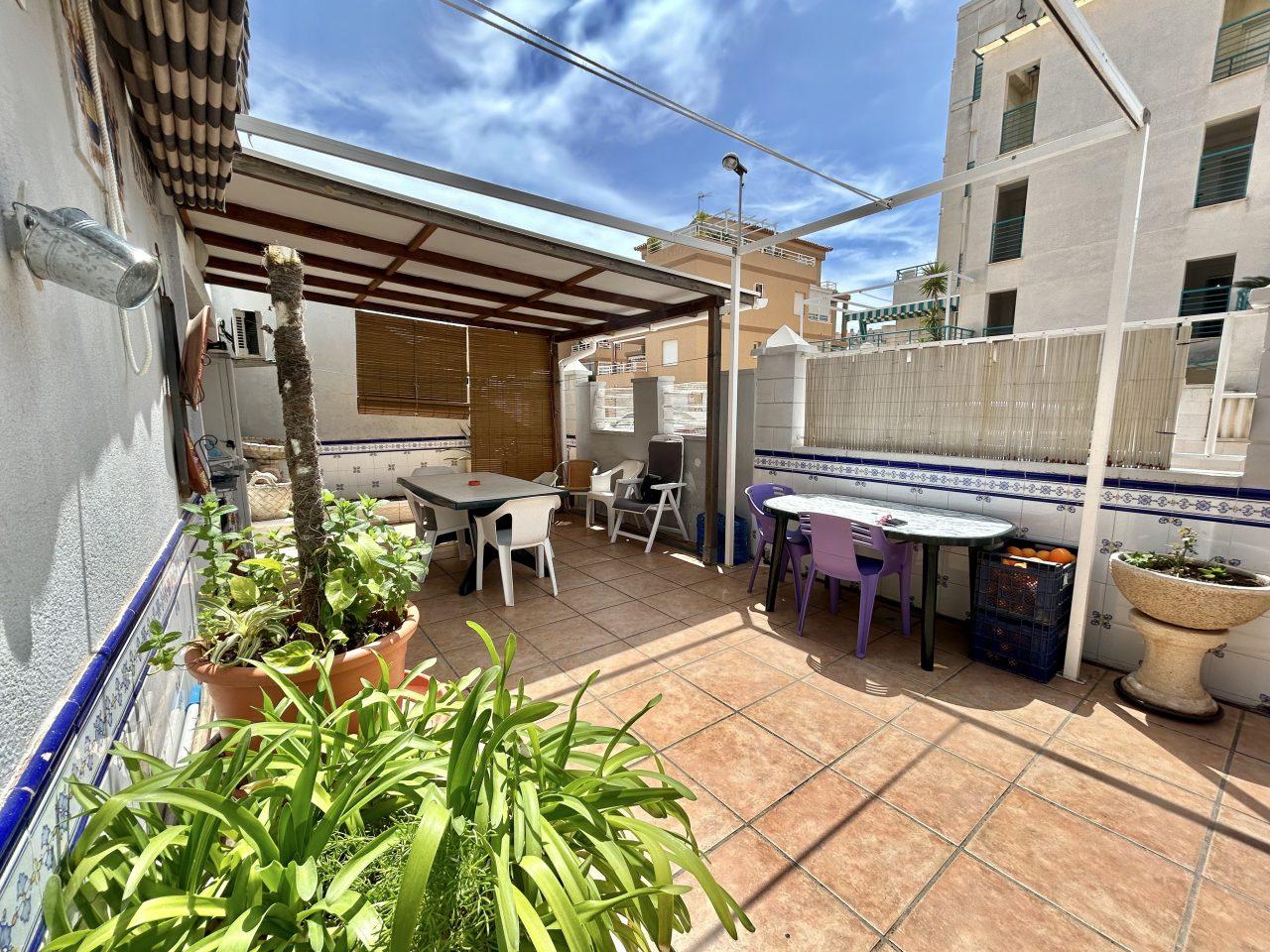 Villa for Sale in Oliva