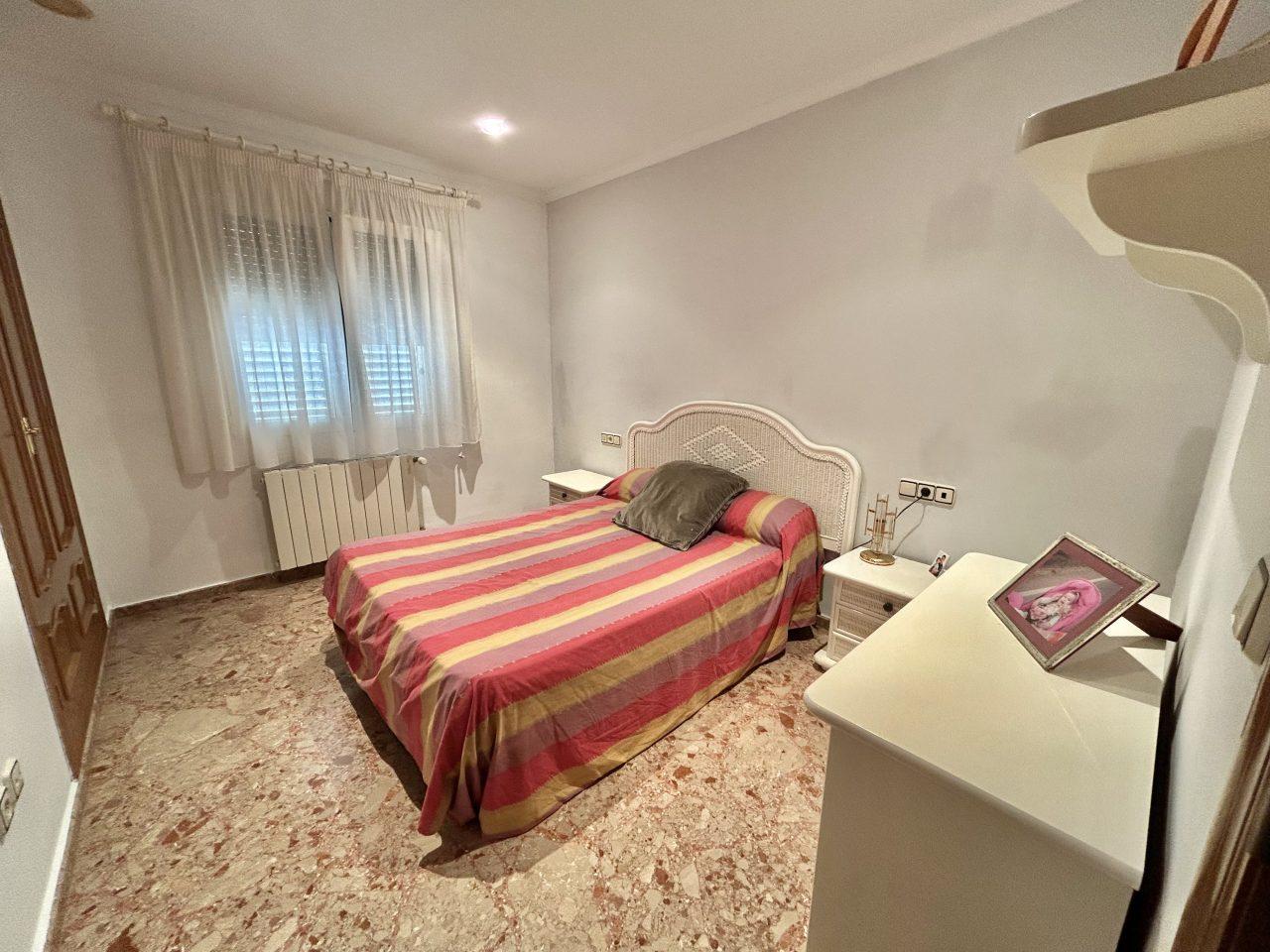 Villa for Sale in Oliva