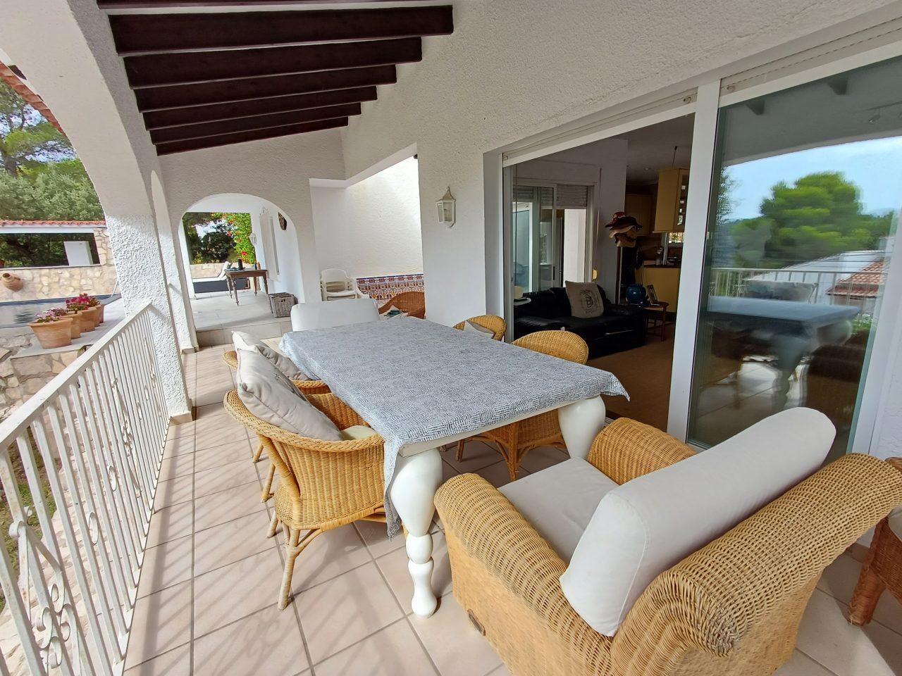 Villa en Alquiler en Oliva
