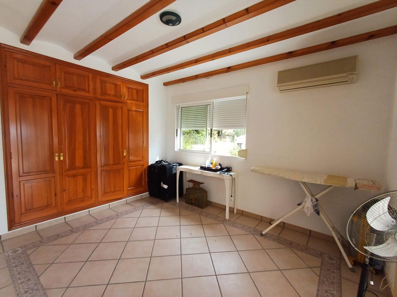 Villa en Alquiler en Oliva