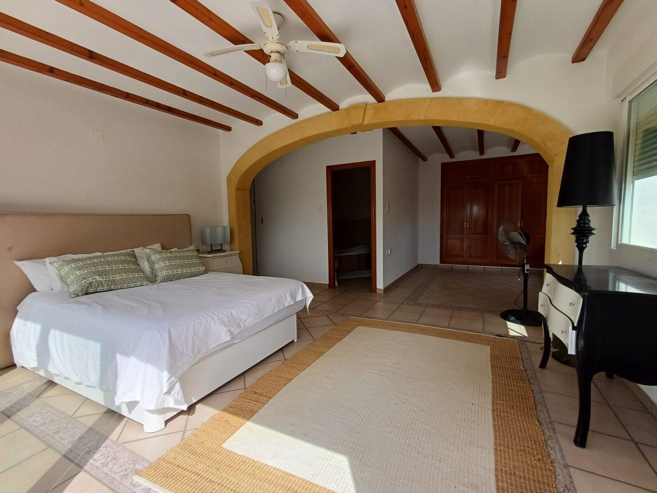 Villa en Alquiler en Oliva