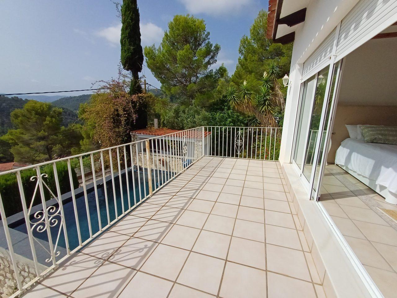 Villa en Alquiler en Oliva