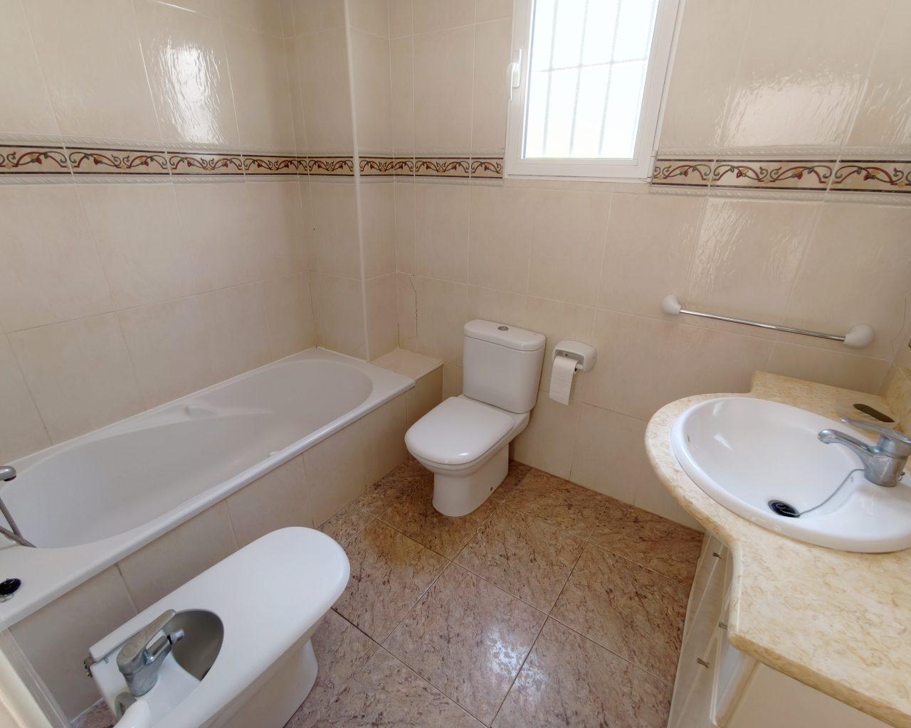 Apartment for Rent in Oliva