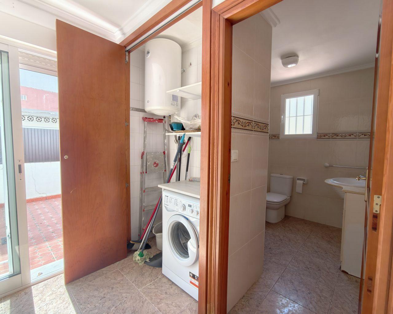 Apartment for Rent in Oliva