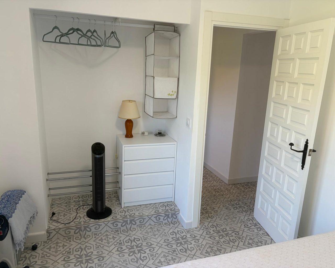 Apartment for Rent in Oliva