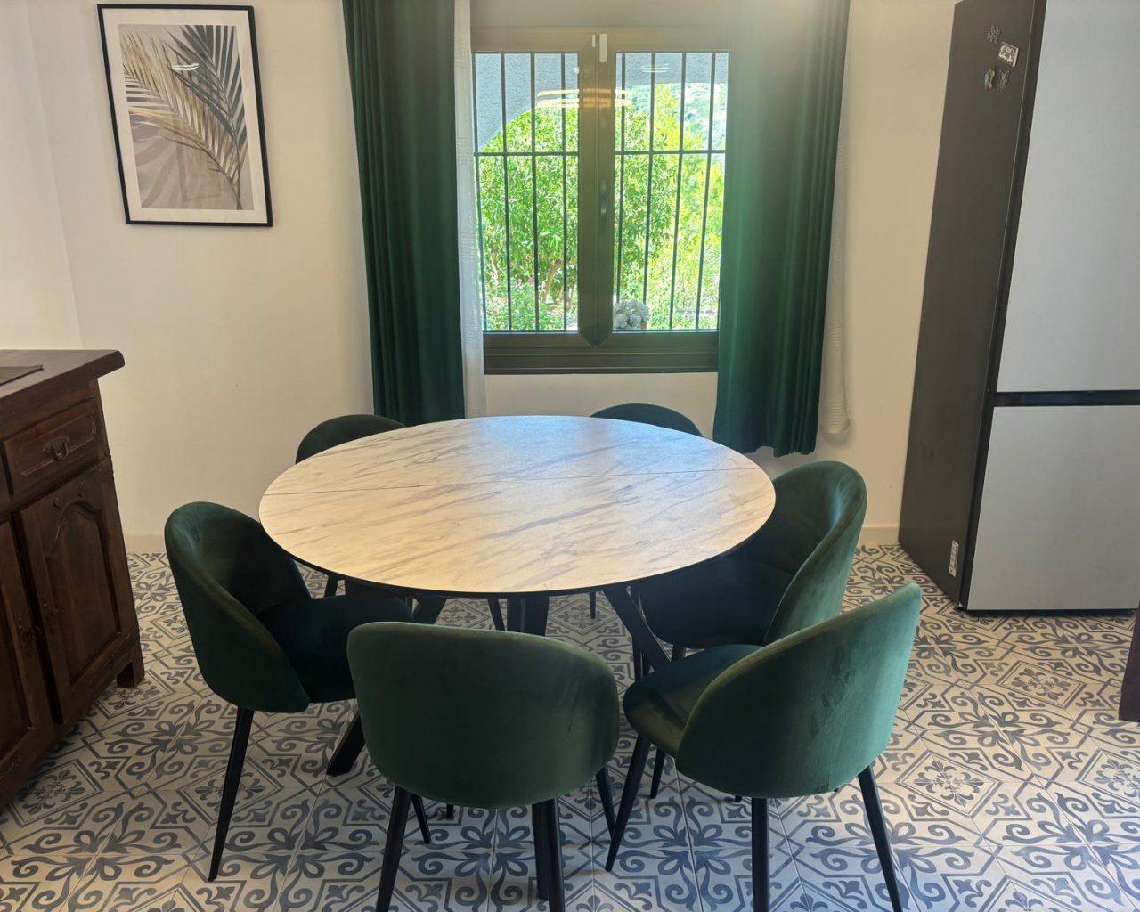 Apartment for Rent in Oliva