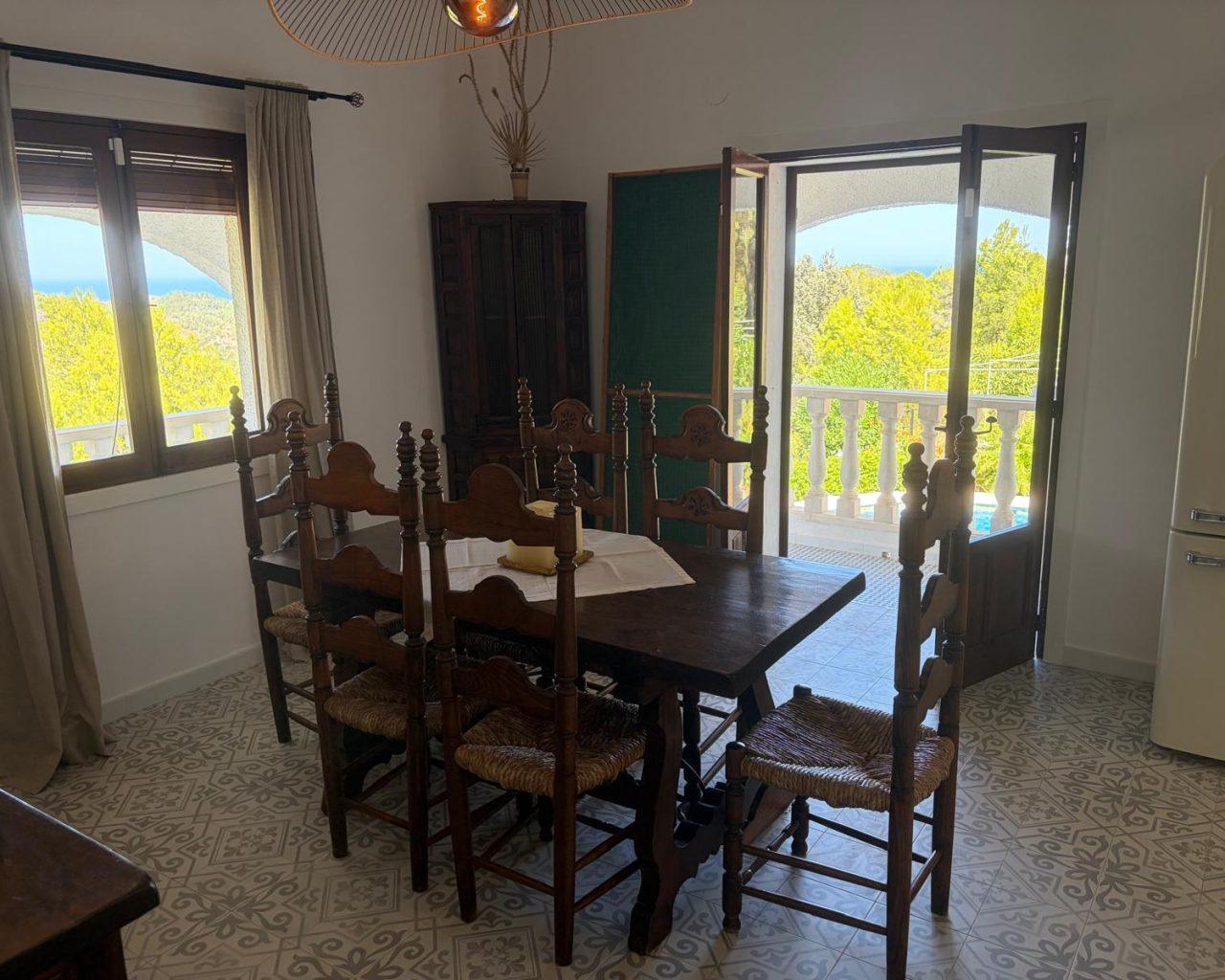 Apartment for Rent in Oliva