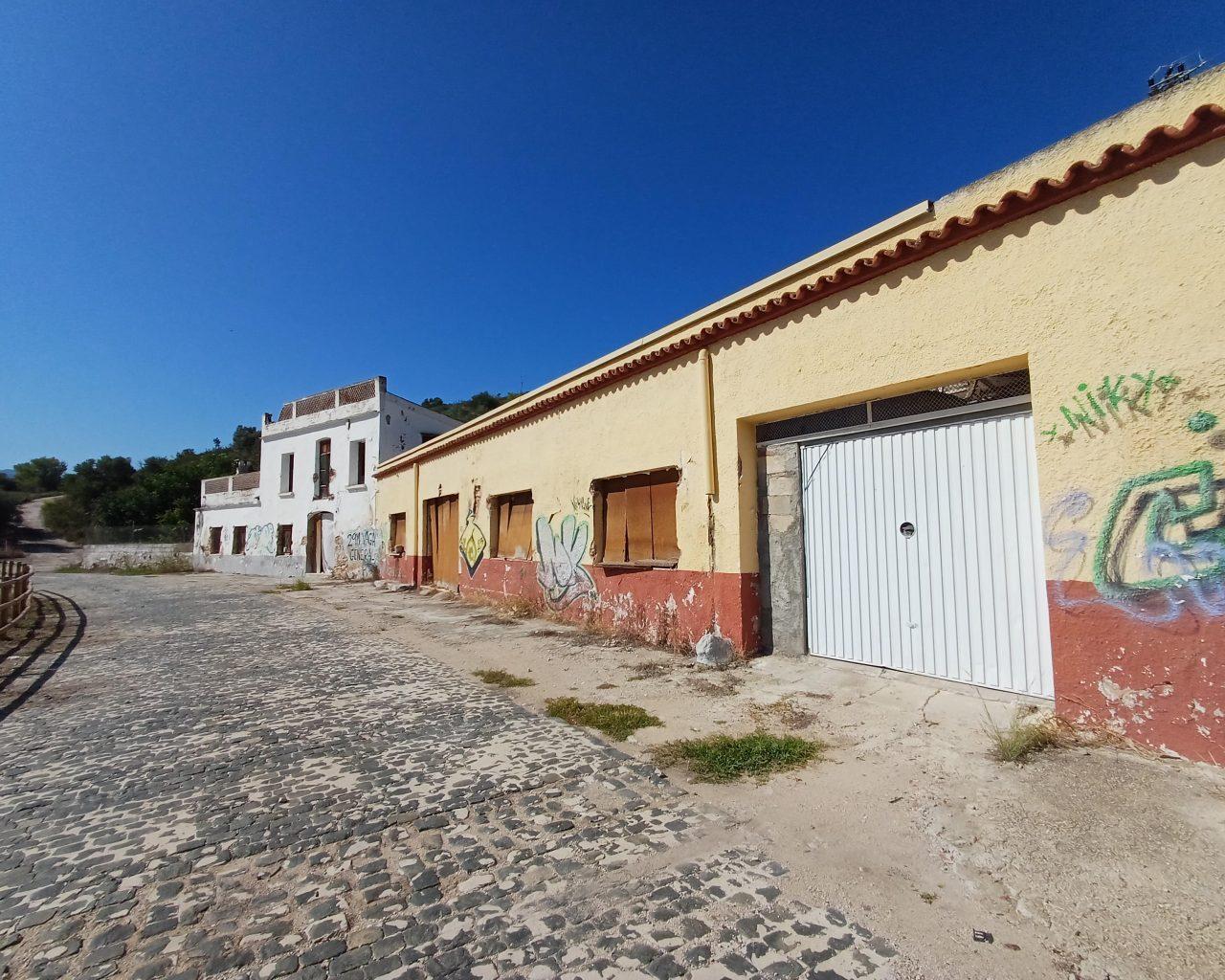 Finca en Venta en Oliva