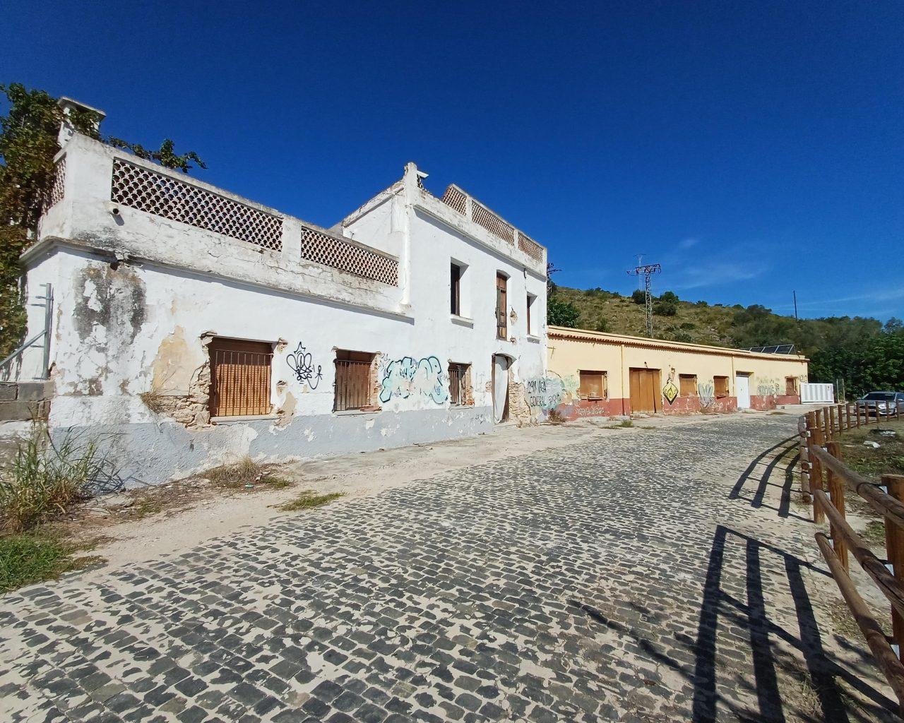 Finca en Venta en Oliva