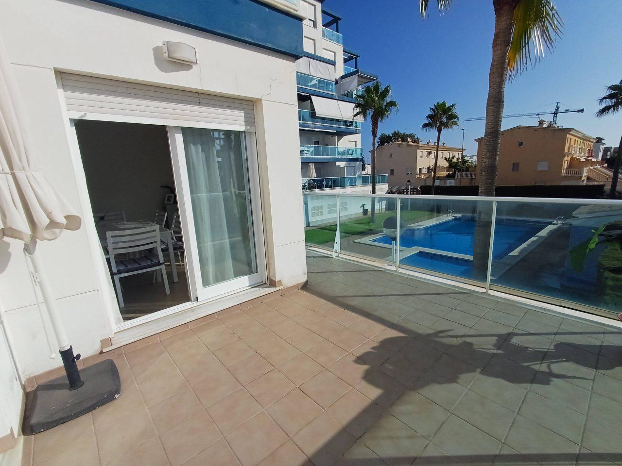 Apartamento en Alquiler en Oliva
