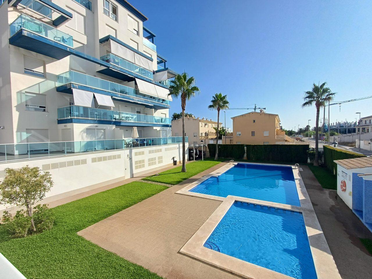 Apartamento en Alquiler en Oliva