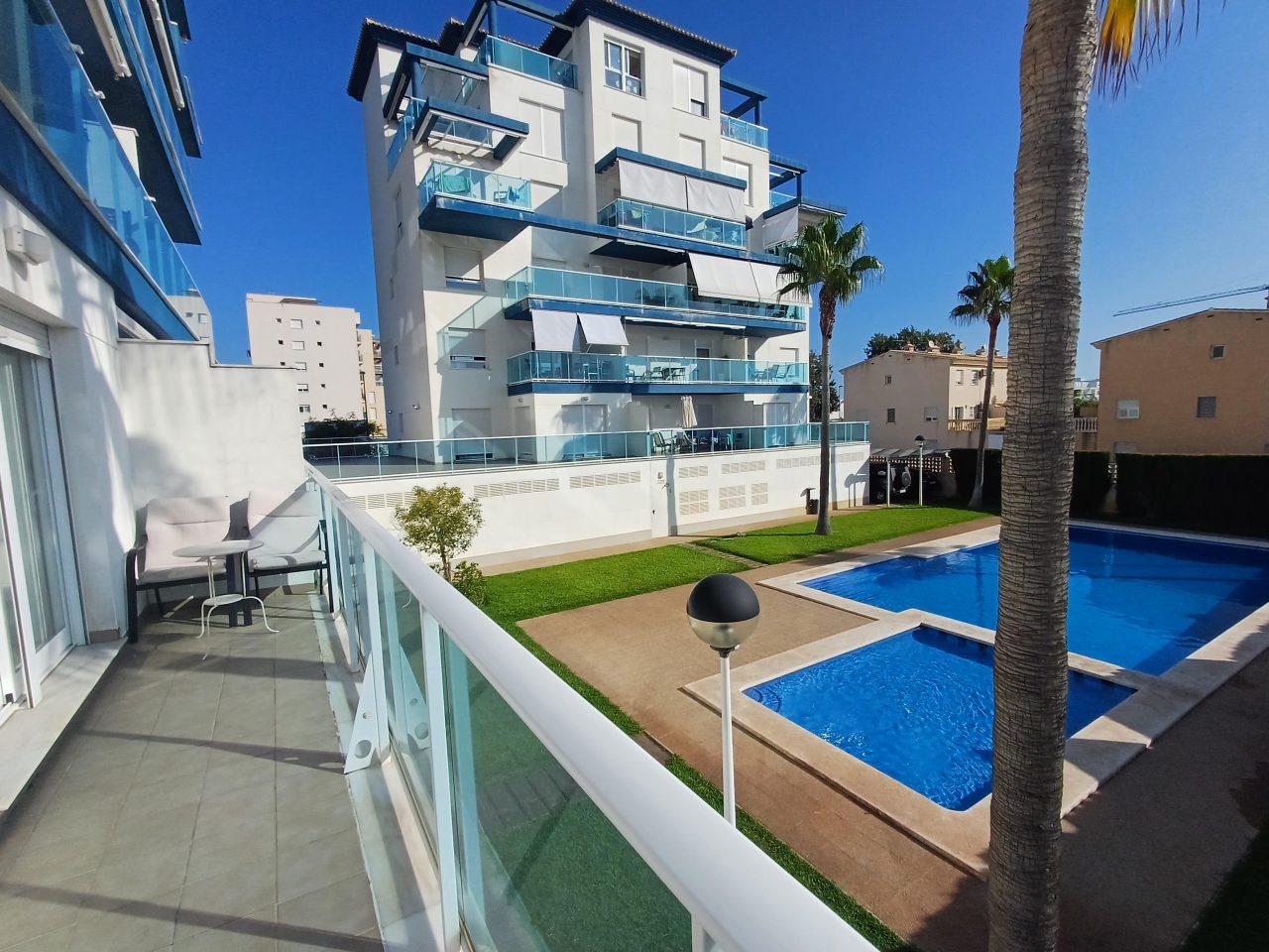 Apartamento en Alquiler en Oliva