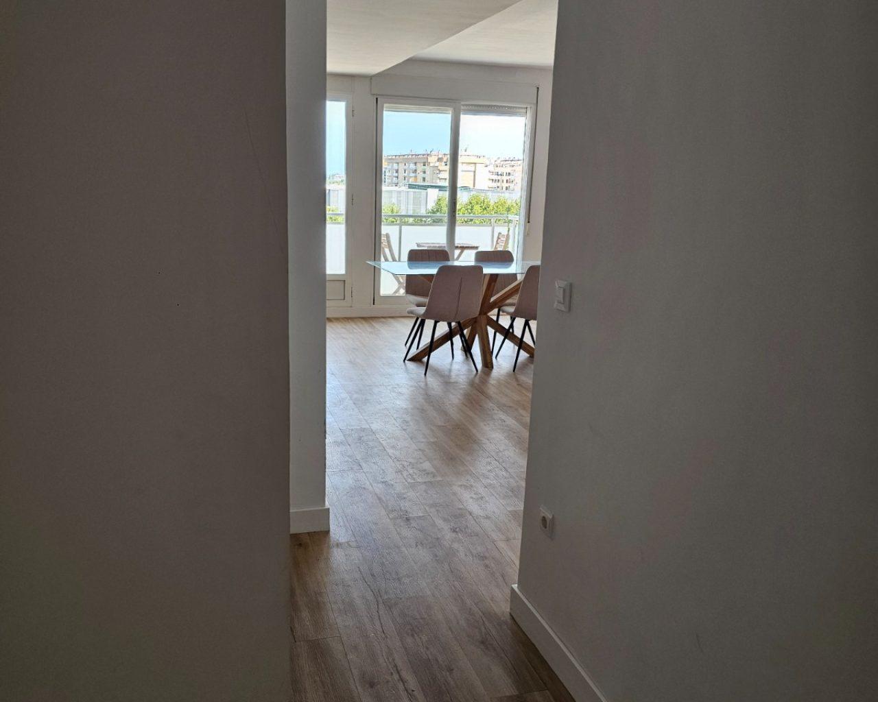 Apartamento en Alquiler en Oliva