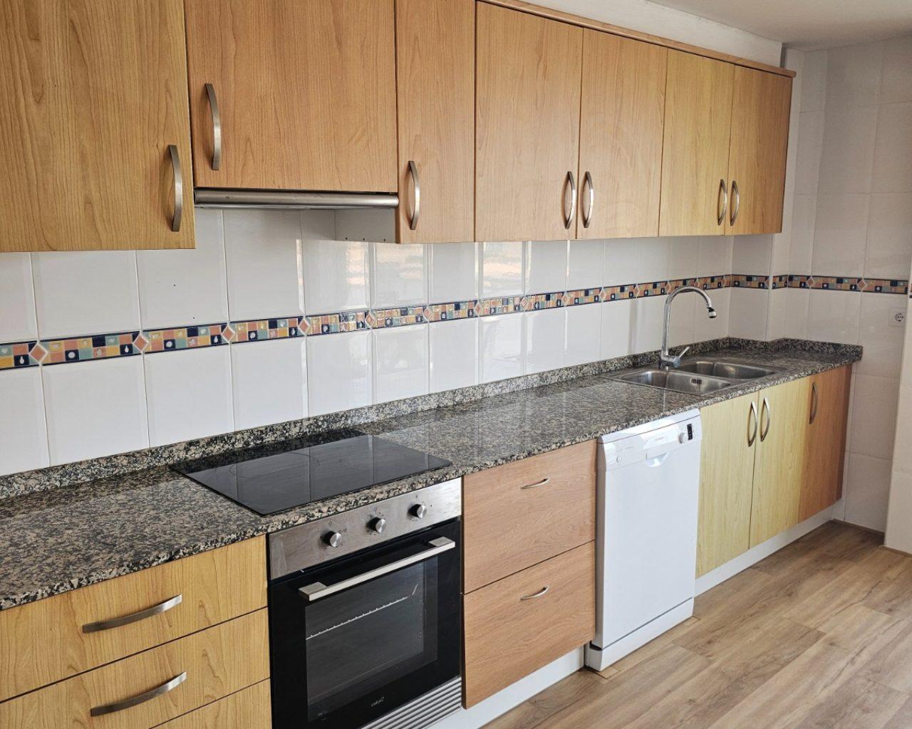 Apartamento en Alquiler en Oliva