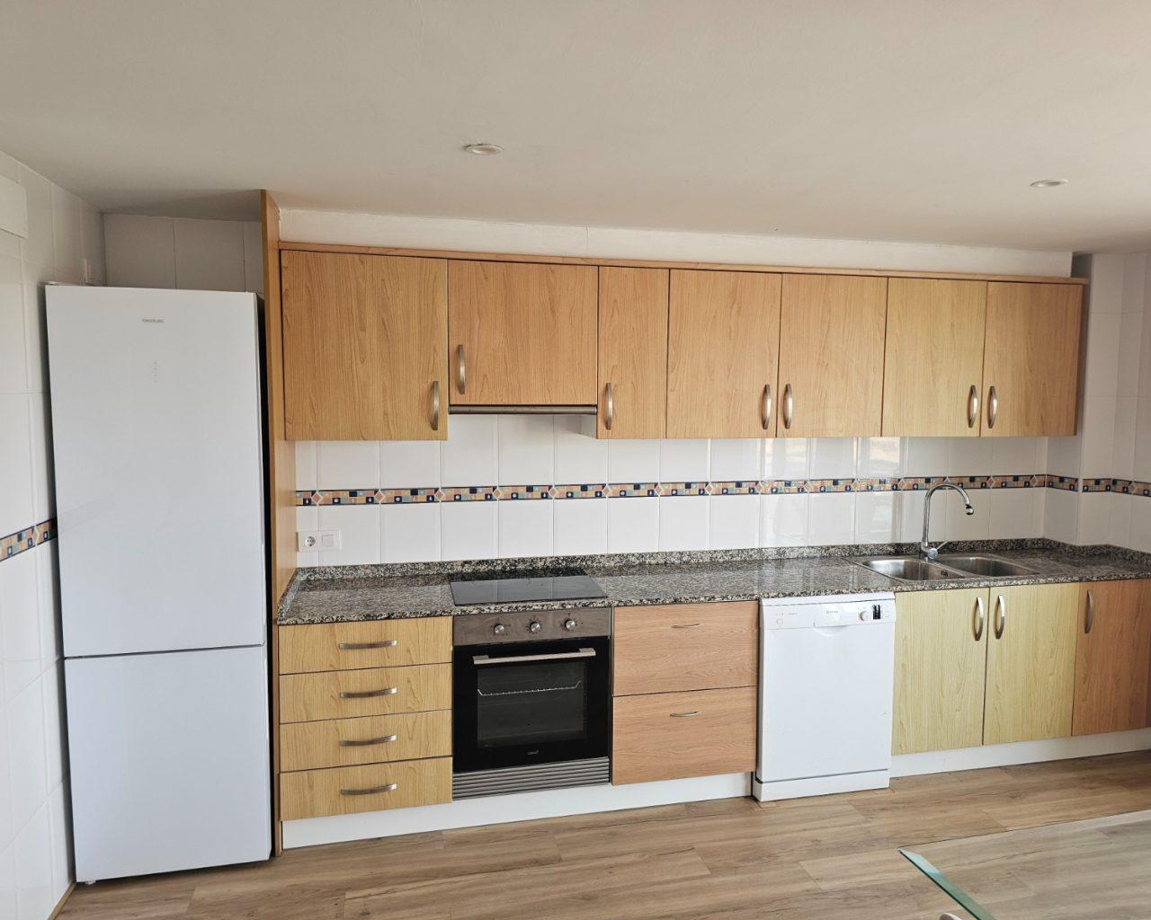 Apartamento en Alquiler en Oliva