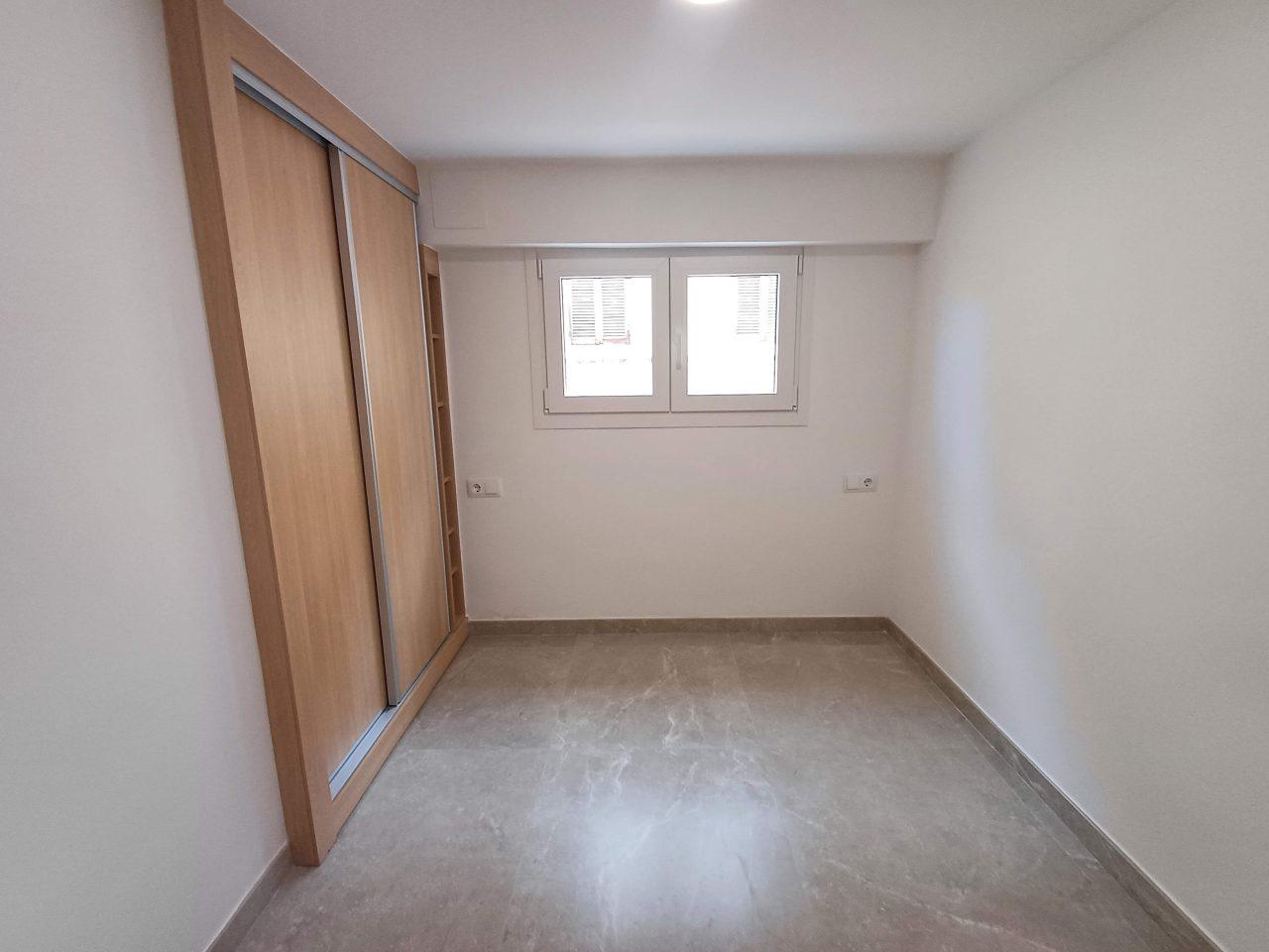 Apartment for Rent in Oliva
