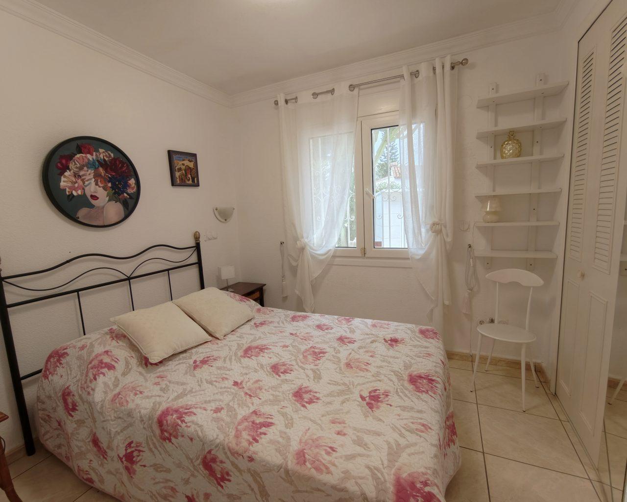 Villa for Rent in Oliva