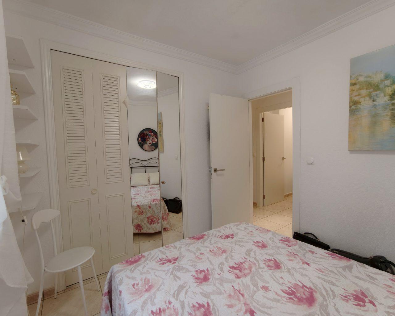 Villa for Rent in Oliva